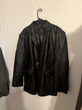 J. Ferrar Men's Vintage Genuine Lambskin Black Leather Blazer Coat